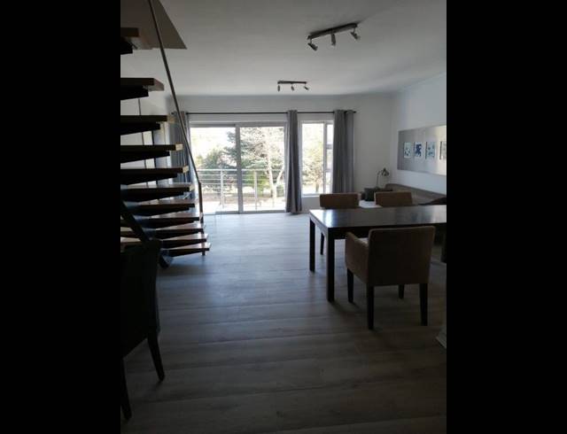 2 BEDROOM FLAT TO LET IN RIVIERA